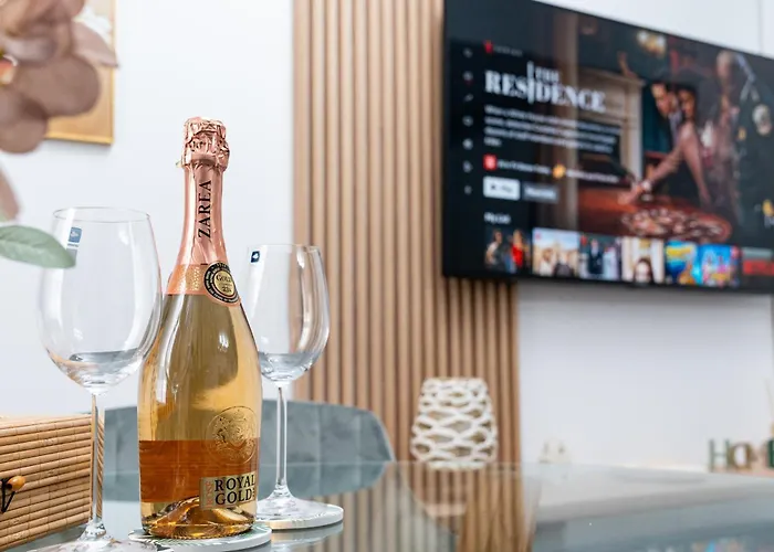 アパート Comfort 2-room 10 Min To Parliament And Old Town ブカレスト