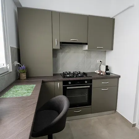 Comfort 2-room 10 Min To Parliament And Old Town Apartmán Bukurešť