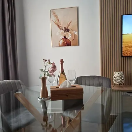 Comfort 2-room 10 Min To Parliament And Old Town Apartmán Bukurešť